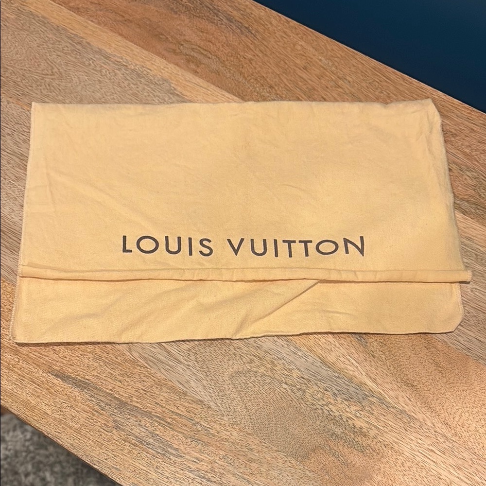 Louis Vuitton Dust Bag, 9”x14”